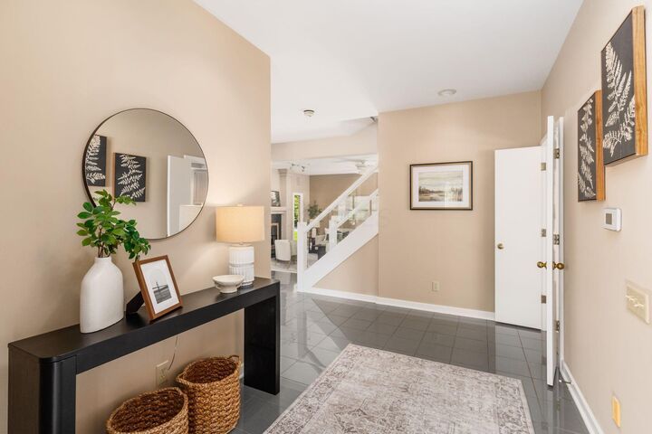 Property Photo:  7820 Nassau Loop  OH 43017 