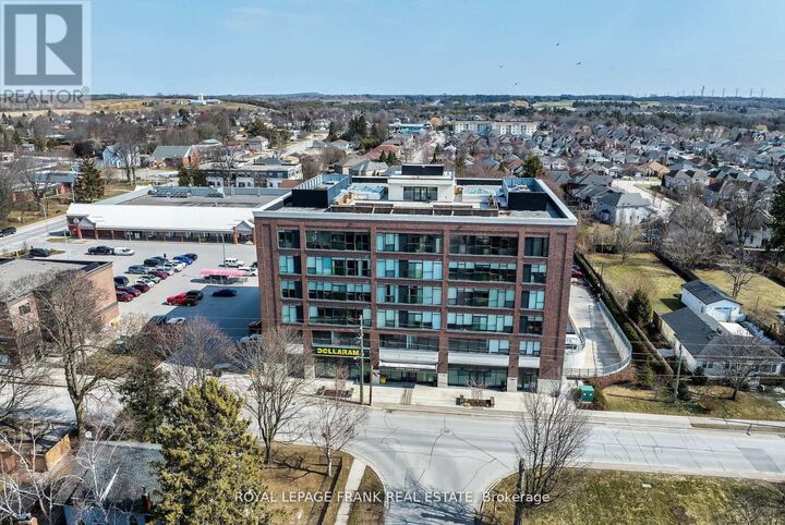 Property Photo: 109 King Avenue East 306 ON L1B 0V5