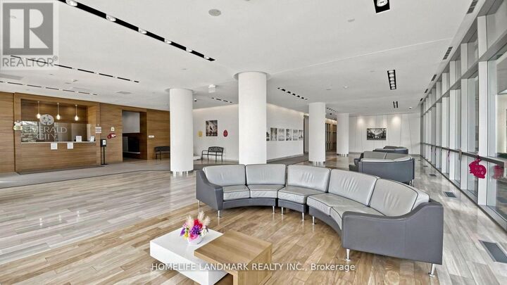 Property Photo:  66 Forest Manor Road 1208  ON M2J 0B7 