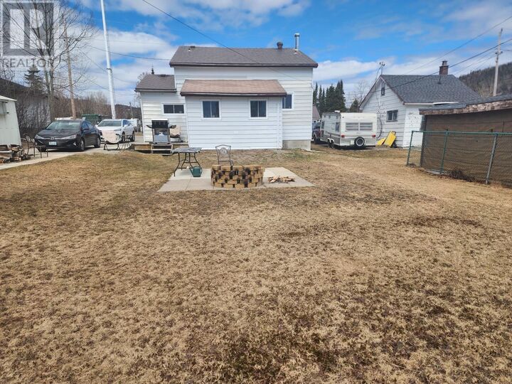 Property Photo:  316 Mary St  ON P0T 2S0 