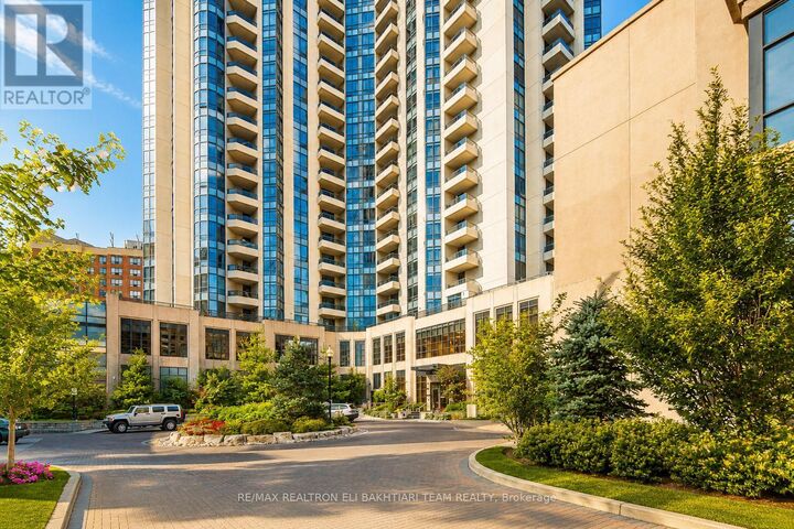 Property Photo:  500 Doris Avenue 2023  ON M2N 0C1 