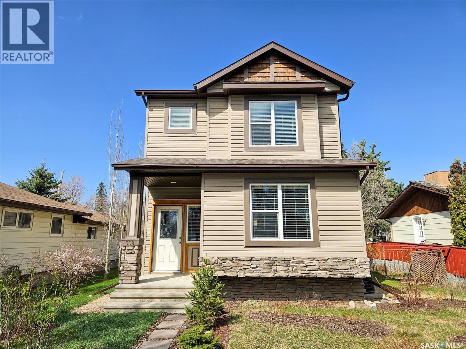 Property Photo:  508 Thompson Street  SK S0H 2A0 