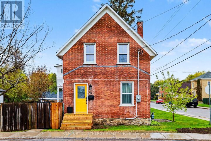 Property Photo: 15 Alfred Street ON K7A 4H6