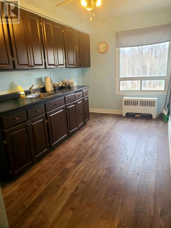Property Photo:  113 Hillside Dr N # 4  ON P5A 1M8 
