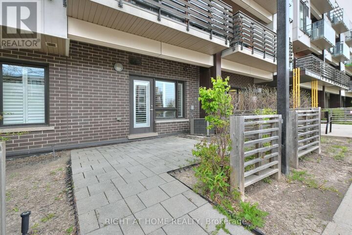 Property Photo:  5035 Harvard Road 101  ON L5M 0W7 