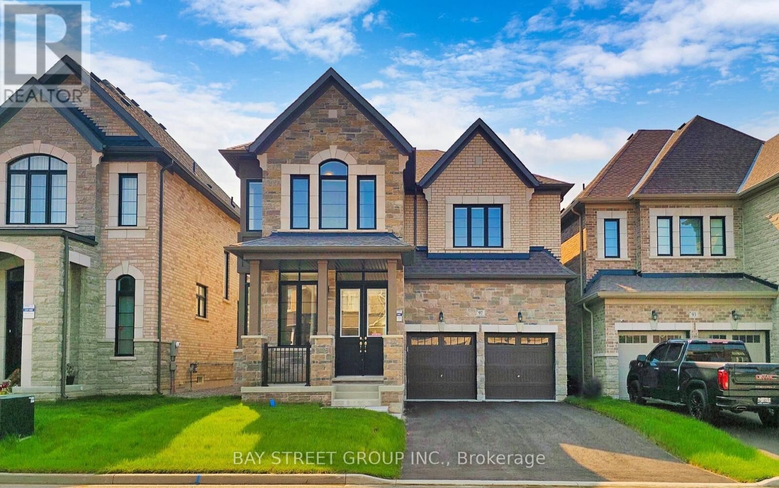 Property Photo:  97 Halldorson Avenue  ON L4G 0C5 