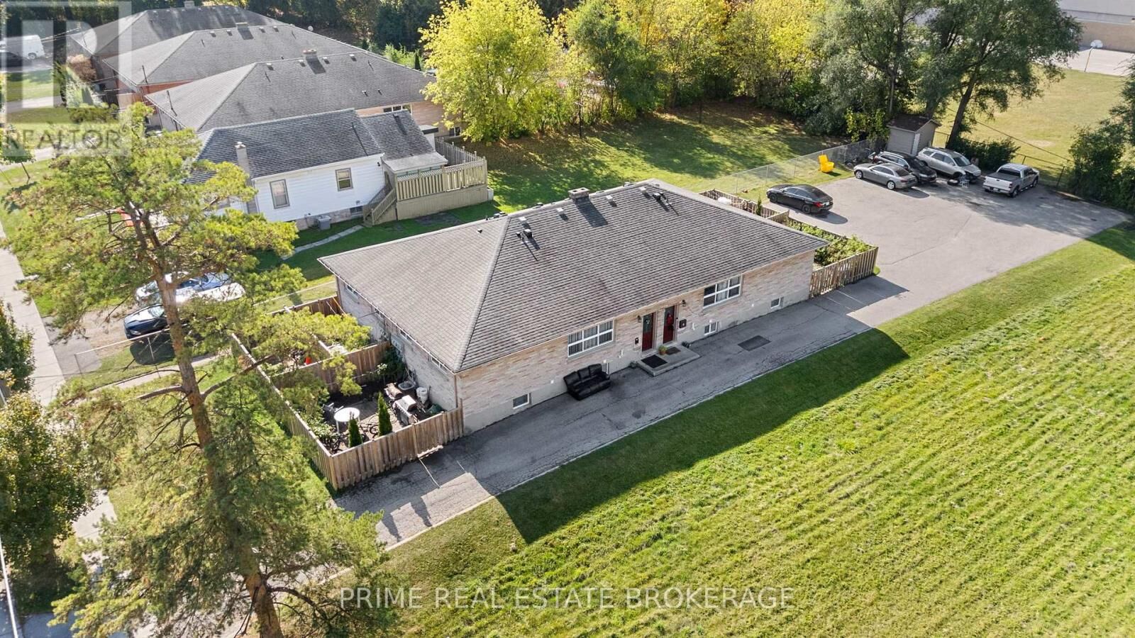 Property Photo:  231 Greenwood Avenue 4  ON N6J 3G5 