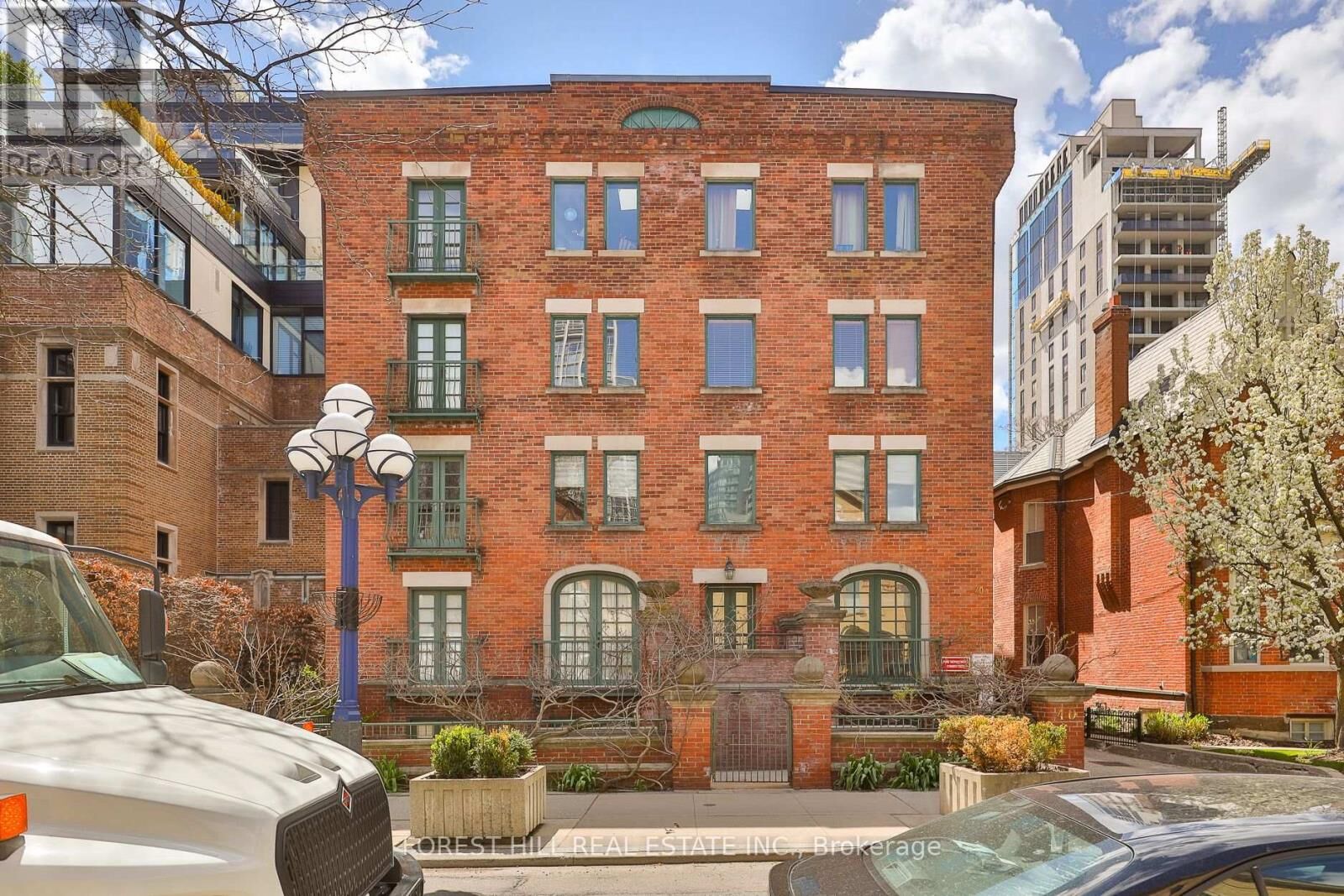 Property Photo:  40 Hazelton Avenue Ph 11  ON M5R 2E2 