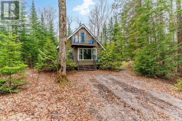 Property Photo:  2041 Glamor Lake Road  ON K0M 1R0 