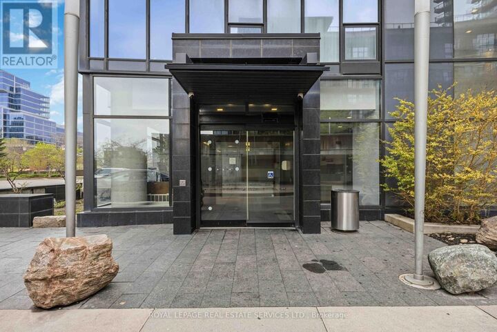Property Photo:  25 Capreol Court 2507  ON M5V 3Z7 