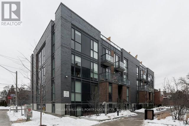 Property Photo:  63 Ruskin Avenue 603  ON M6P 3P7 