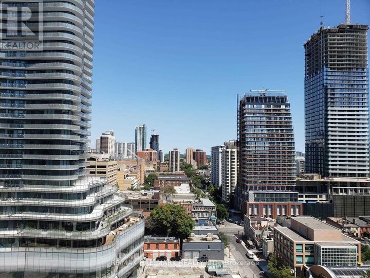 Property Photo:  909 Bay Street 1608  ON M5S 3G2 