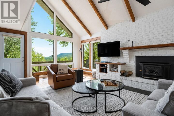 Property Photo:  246 Northmount Crescent  ON L9Y 0R6 