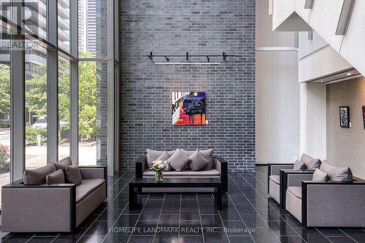 Property Photo:  33 Charles Street East 3406  ON M4Y 0A2 