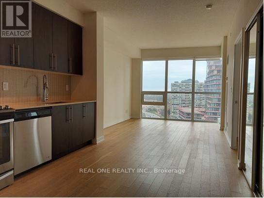 Property Photo:  510 Curran Place 1510  ON L5B 0J8 