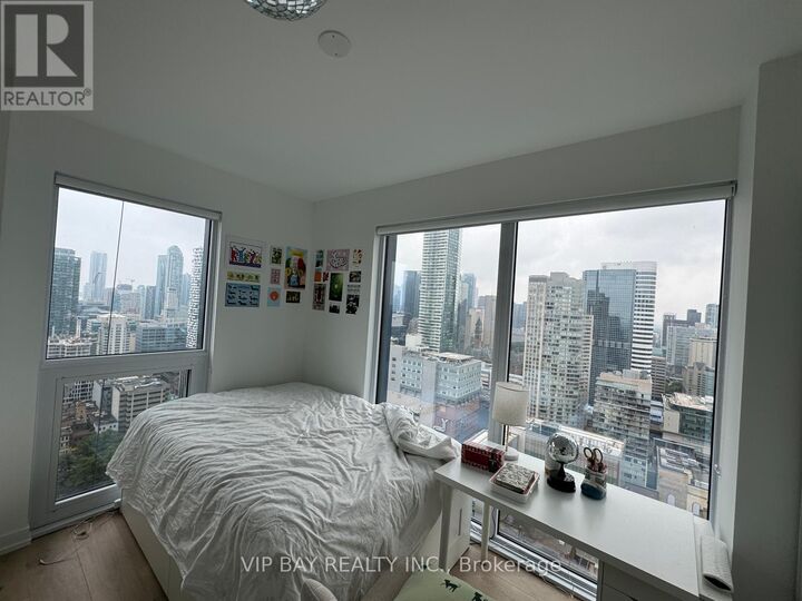 Property Photo:  82 Dalhousie Street 4007  ON M5B 0C5 