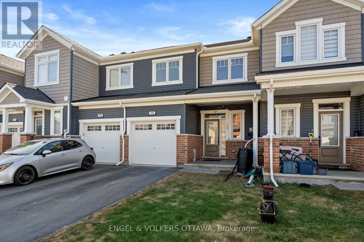 Property Photo: 705 Perseus Avenue ON K2J 6T2