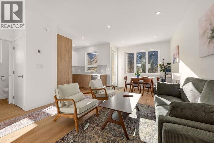 Property Photo:  2224 Falls Street B  BC V1L 1K4 
