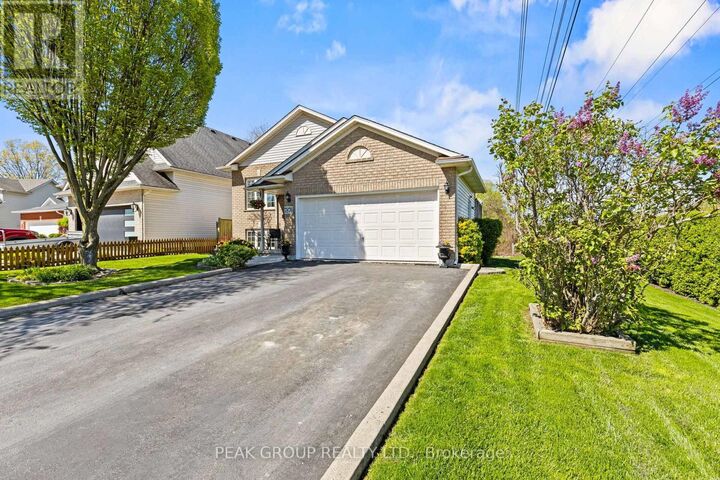 Property Photo:  7876 Charnwood Avenue  ON L2H 3E2 