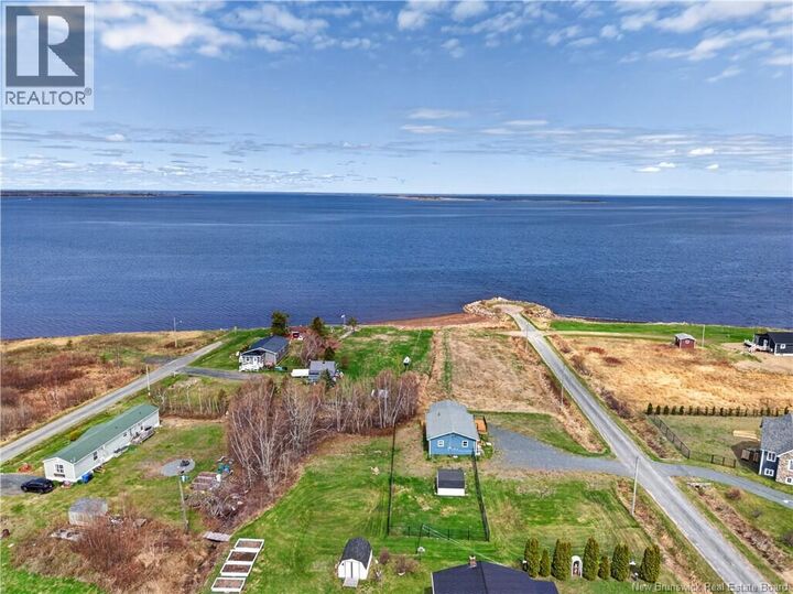 Property Photo:  17 North Bayview Road  NB E9A 1A2 