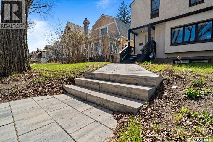 Property Photo:  2848 Retallack Street  SK S4S 1S7 