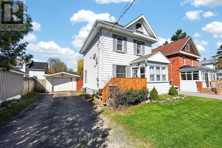 Property Photo:  438 Russell Street  ON L4R 3A9 
