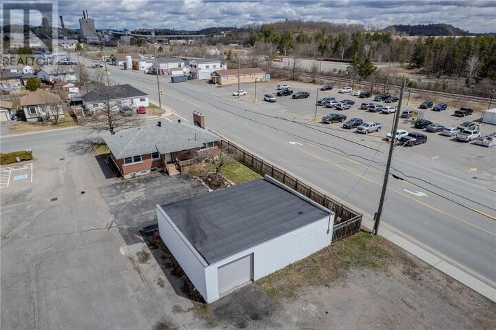 Property Photo:  138 Fleming Street  ON P5E 1E1 