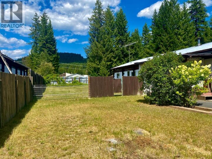 Property Photo: 437 Wildwood Road Road BC V0E 1N0
