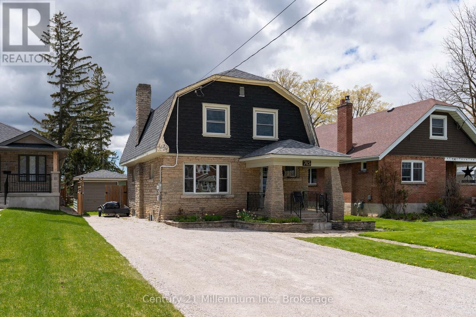 Property Photo:  745 15th Street East  ON N4K 1X5 
