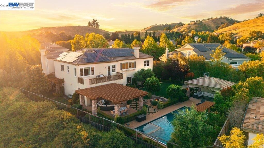 Property Photo:  326 Golden Grass Dr  CA 94507 