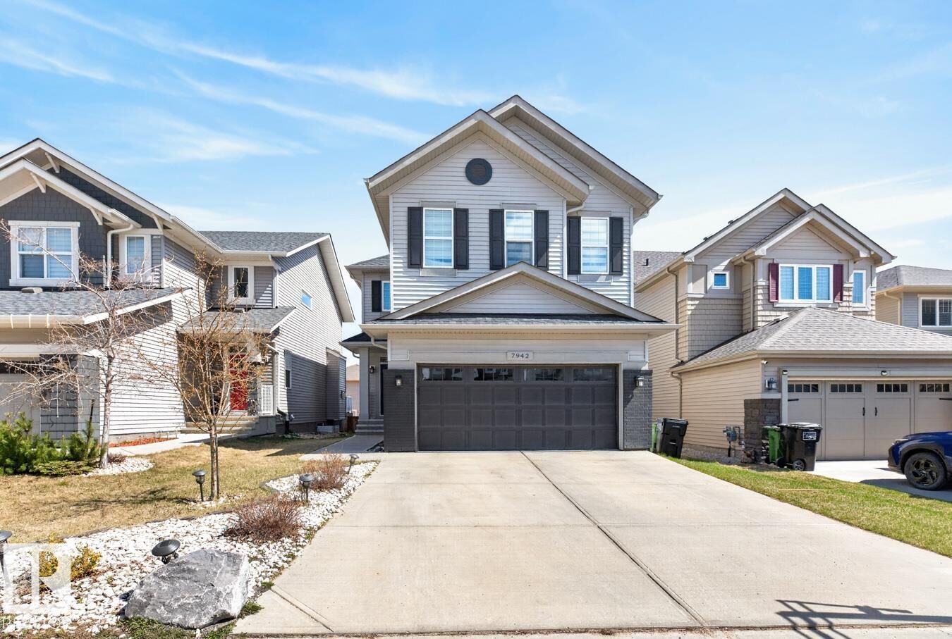 Property Photo:  7942 Erasmus Crescent NW  AB T6M 0S2 
