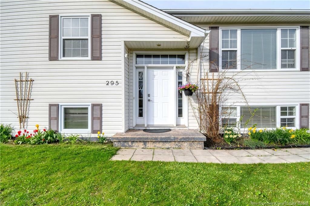Property Photo:  295 Glencairn Drive  NB E1G 3W1 
