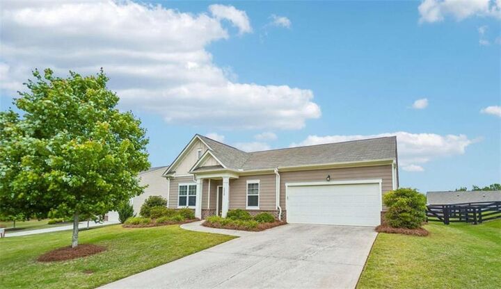 Property Photo: 5050 Bambi Trail GA 30028