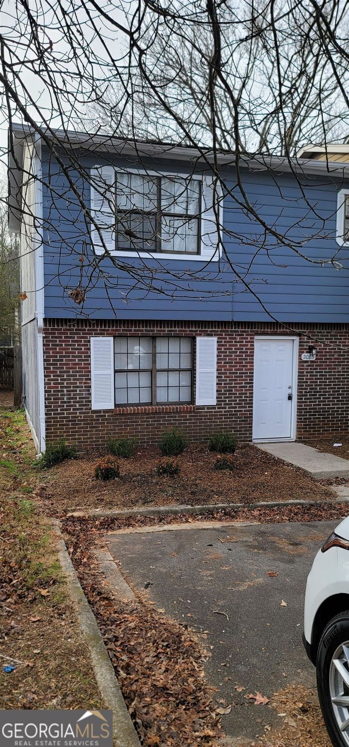 Property Photo:  2085 Lenoa Lane  GA 30106 