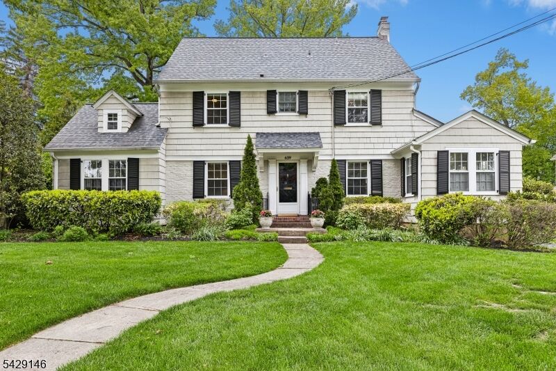 Property Photo:  639 Fairmont Ave  NJ 07090 