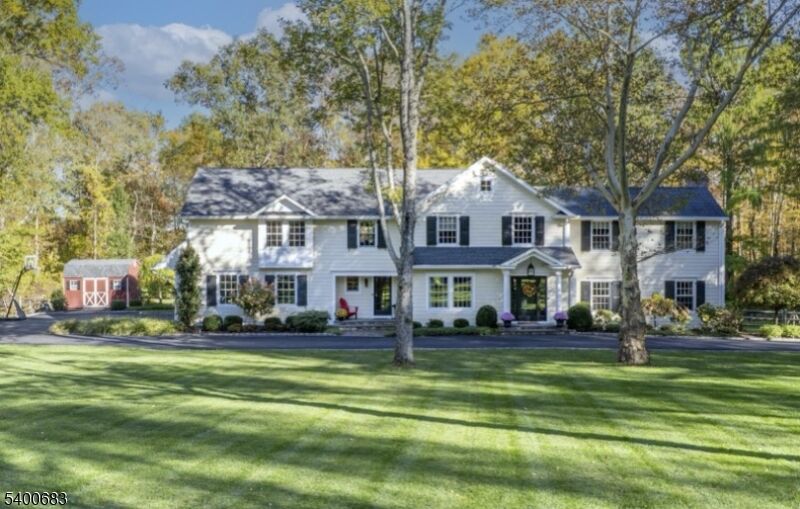 Property Photo:  13 Loantaka Ln  NJ 07960 