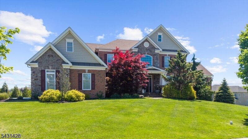 Property Photo:  4 Jacob Ct  NJ 08822 