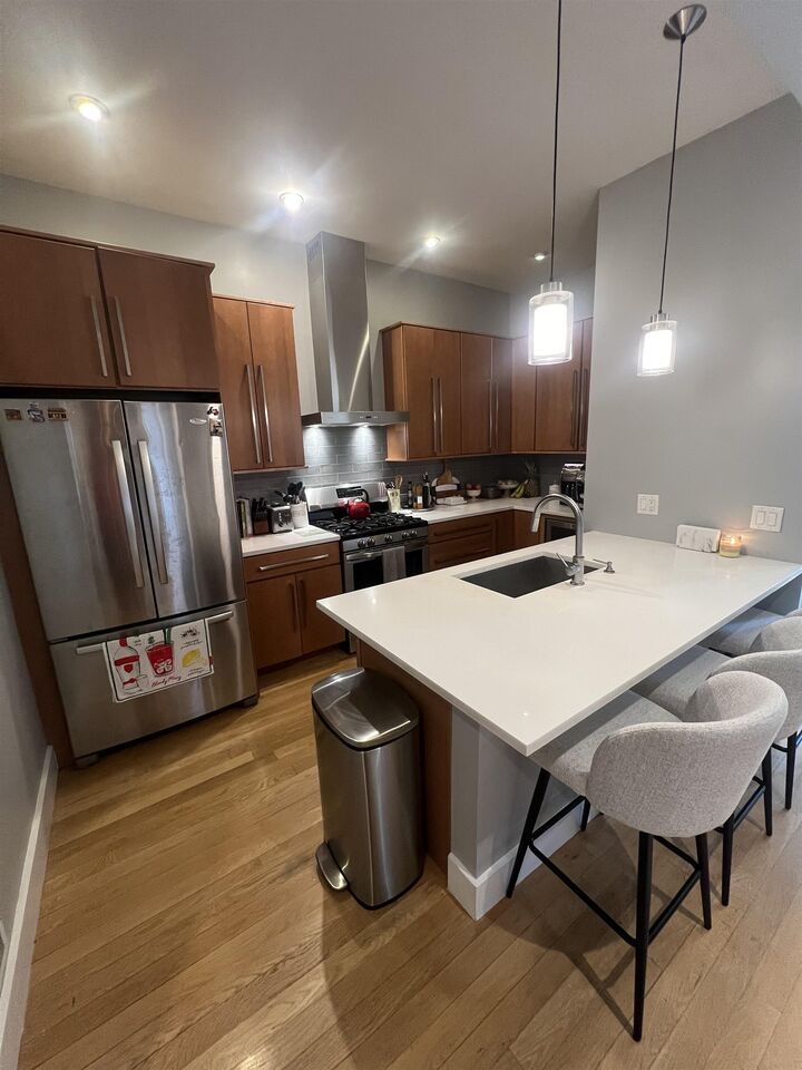 Property Photo:  146 Hancock Ave 1  NJ 07307 