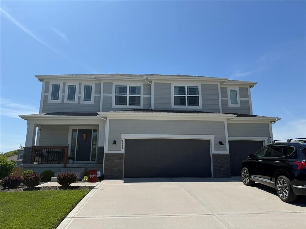 Property Photo:  6619 NW 105th Court  MO 64154 