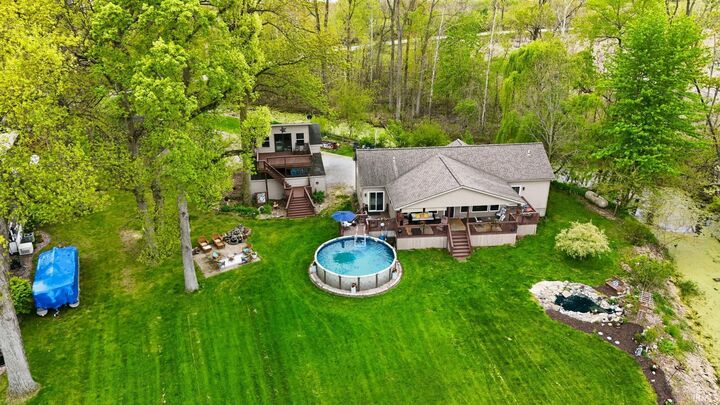 Property Photo: 10105 N Eagle Island Road IN 46784