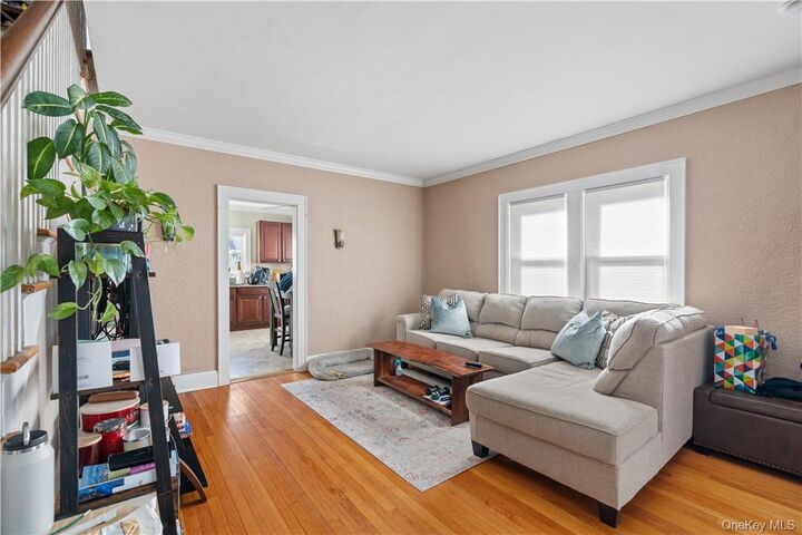 Property Photo:  204 Lakeview Avenue  NY 10604 
