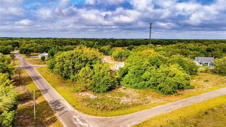 Property Photo:  Guava Terrace  FL 32179 