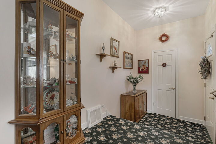 Property Photo:  2226 Hawthorne Avenue  IL 60154 
