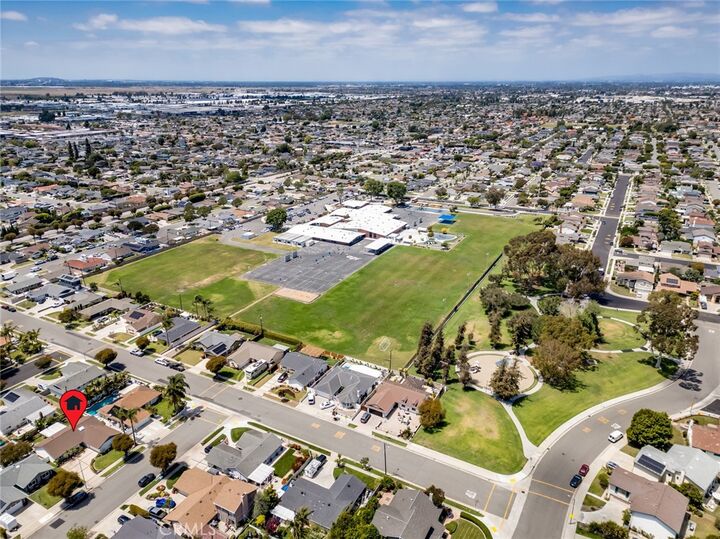 Property Photo: 16381 Lakemont CA 92647