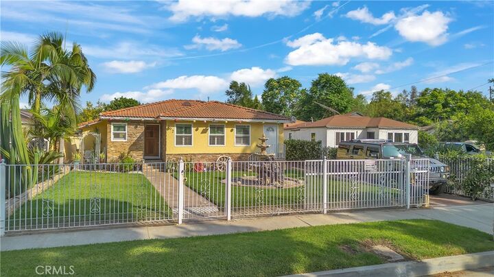 Property Photo:  302 S Covina Blvd  CA 91746 