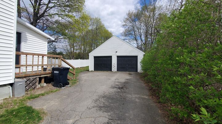 Property Photo:  84 14th Street  ME 04401 