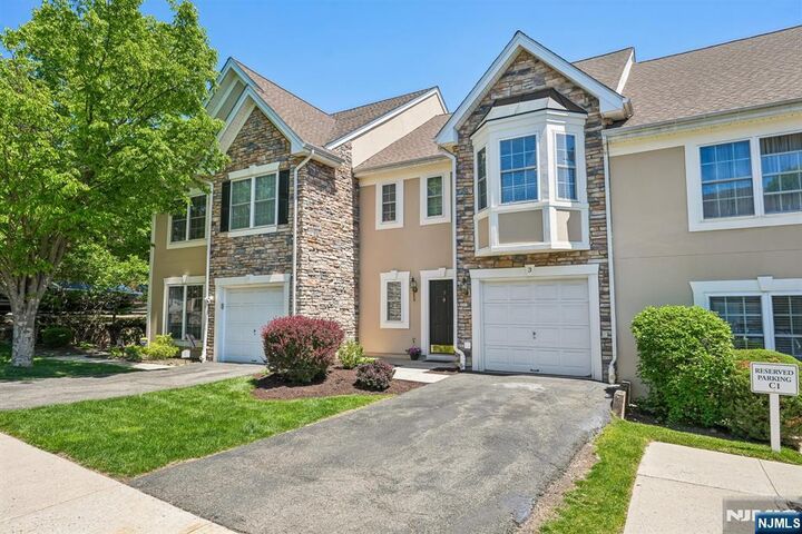 Property Photo:  3 Peach Tree Lane  NJ 07508 