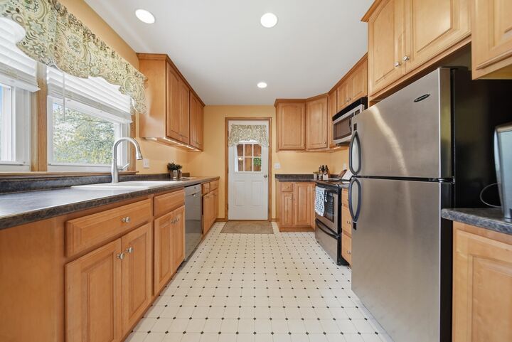 Property Photo:  199 Coral Avenue  NH 03104 