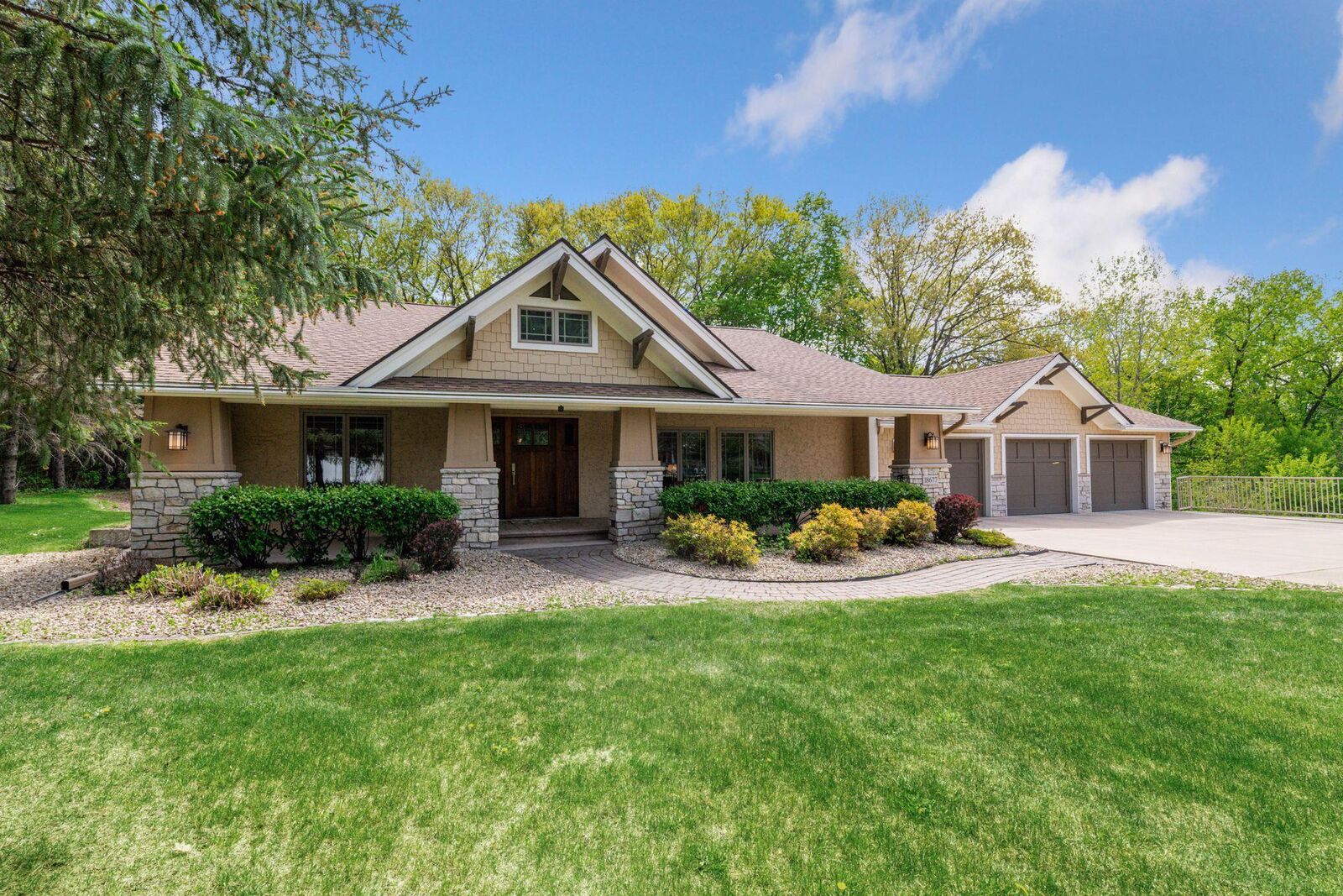 Property Photo:  18677 Ponderosa Court  MN 55347 