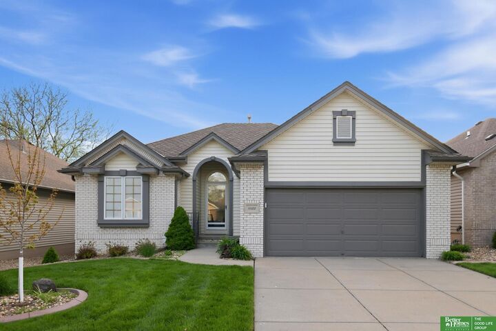 Property Photo:  10032 S 172nd Circle  NE 68136-9999 